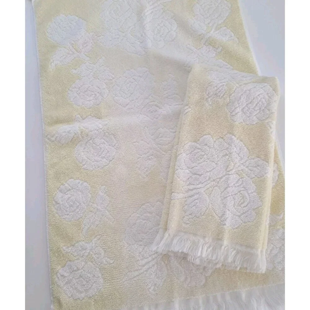 Vtg Sculpted Hand Towel Set of 2 Pastel Yellow, White Pacific Supersorb